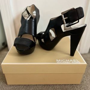 Michael Kors Carla Platform sandals!